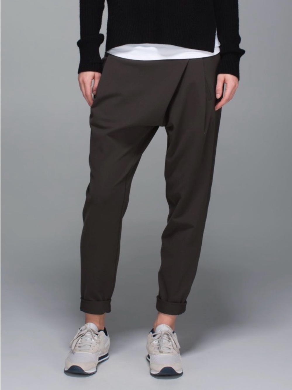 lululemon Yogini Trouser Pant Dark Wren Size 6 Wrap Front Yoga Pants